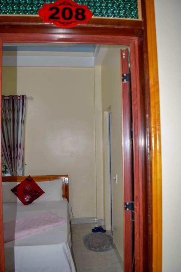 Phong Nha Orient Hotel Exteriör bild
